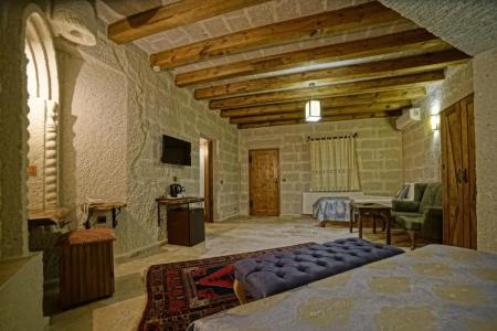 Risus Cave Suites - 32