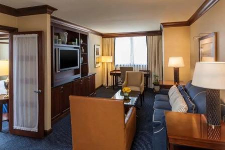 Sheraton Norfolk Waterside - 68