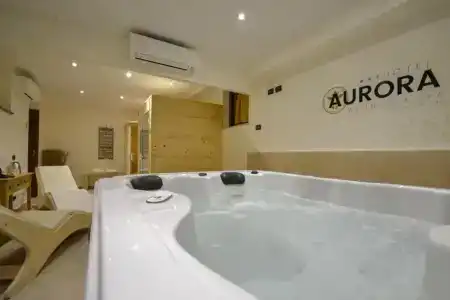 Aurora - 6