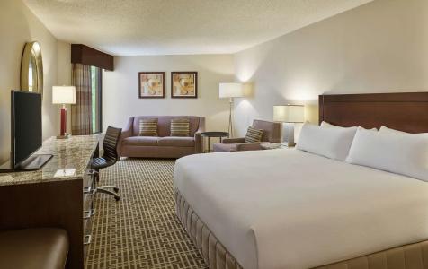 DoubleTree by Hilton Houston Intercontinental Airport - 3