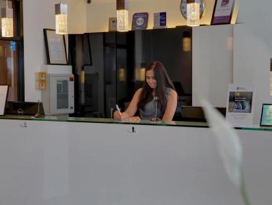 Best Western Palm - 26