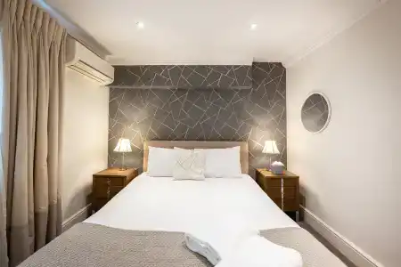 Queensgate Court - 21