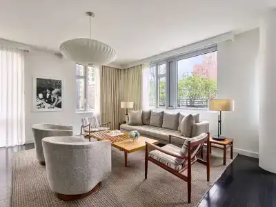 Smyth Tribeca - 136