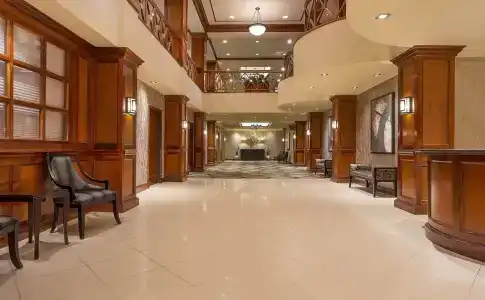Crowne Plaza, An Ihg - 1