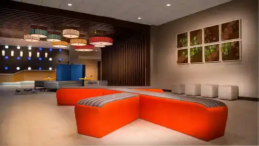 Glō Best Western Nashville Airport West - 14