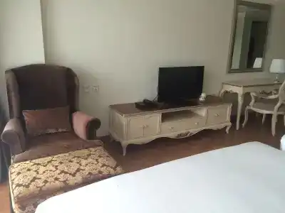LK Noble Suite - 2
