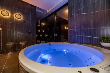 Amsterdam Plaza & Spa - 19