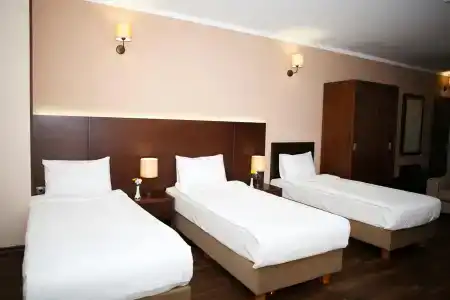 Corner Inn - 3