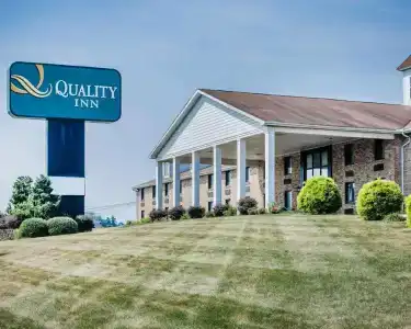 Quality Inn Riverview Enola-Harrisburg - 31