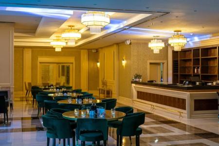 Astoria Grand - 5