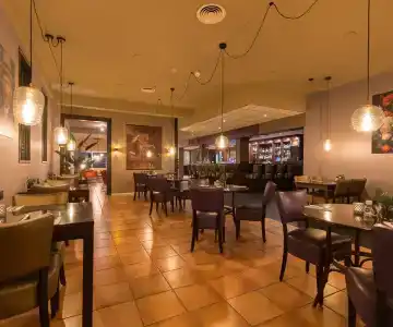 New West Inn Amsterdam - 24