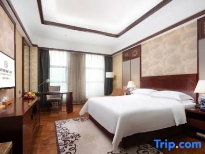 Huachen International - 114