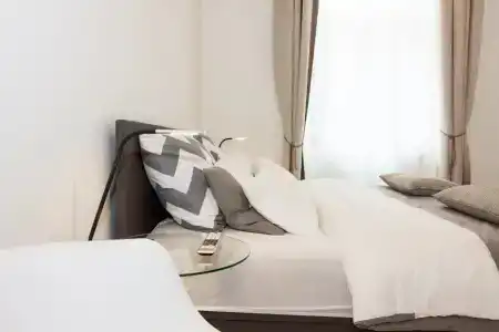 Tesla Boutique  & Rooms - 110
