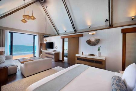 Anantara World Islands Dubai Resort - 3