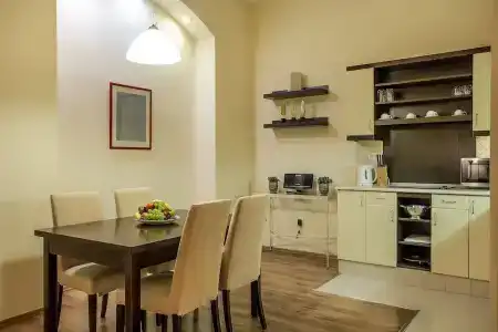 Mamaison Residence Izabella Budapest - 24