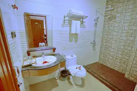 Boss - Mandalay - 12