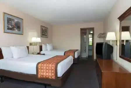Days Inn by Wyndham Indianapolis East Post Road - 15