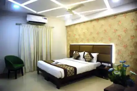 Pine Tree Signature - 63