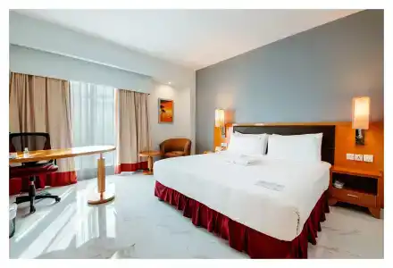 Holiday Inn, An Ihg - 25