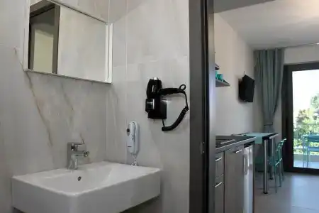 Theano Luxury Suites Nikiti - 52