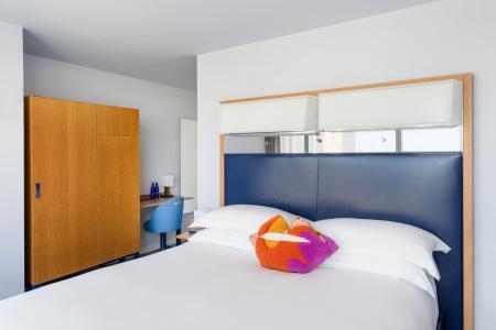 The Standard - East Village - 33