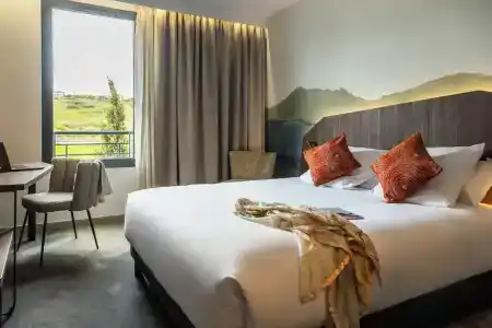 Best Western Plus hôTel De l'Arbois - 79
