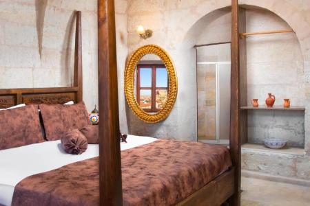 Romantic Cave - 90