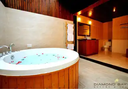 Diamond Bay Resort & Spa - 17