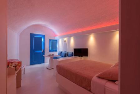 Abyssanto Suites and Spa - 105