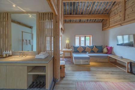 Arro Khampa by Zinc Journey Lijiang - 3