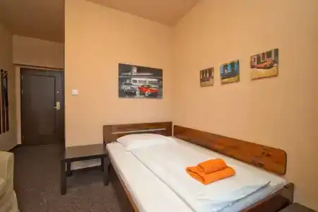 U Zlatého býka - 24
