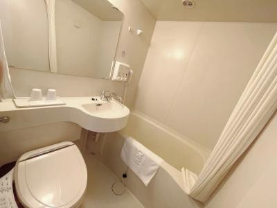 Toyoko Inn Yokohama Shinkoyasu Ekimae - 77