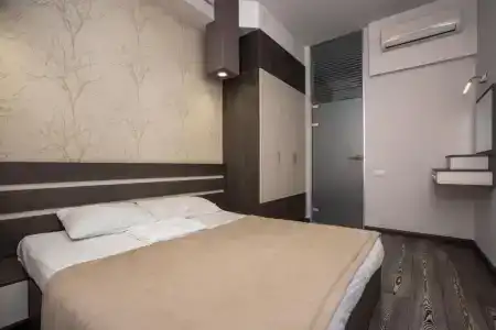 Stay Inn at Northern Avenue - 87