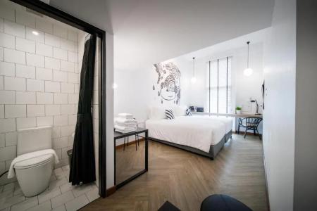 Blu Monkey Hub & Ranong - 59