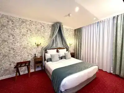 Hôtel de Varenne - 112