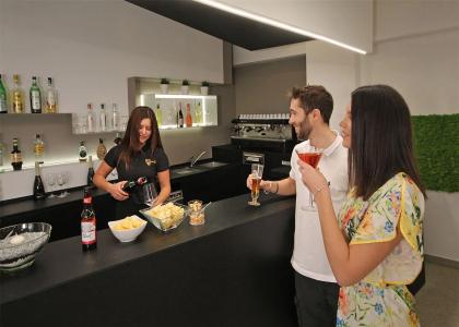 Continental & Residence - 16