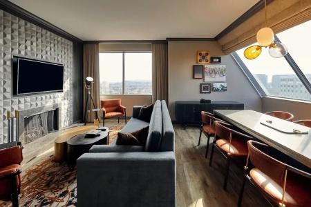 Loews Vanderbilt - 92