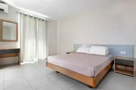 Anixis - 4