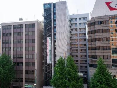r&b Hakata Ekimae 2 - 11