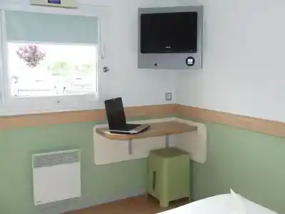 ibis budget Bourges - 32