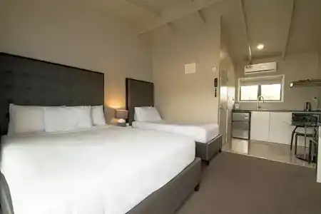 Middlemore - 53