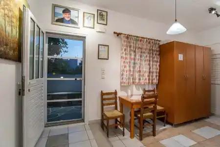Kontaratos Studios & - 114