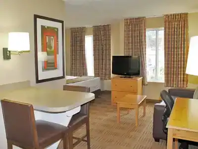 Extended Stay America Suites - - Airport - 24