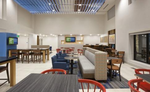 Holiday Inn Express & Suites-Golden Valley, an IHG - 18