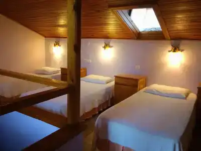 Tas Motel - 1