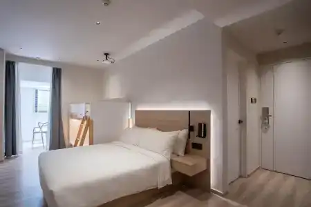 Rest Bugis (Sg Clean, Staycation Approved) - 29