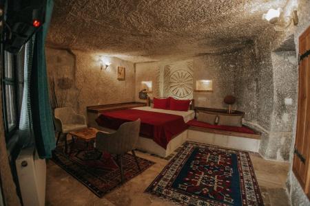 Vintage Cave House - 6