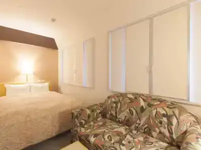 Green - 4