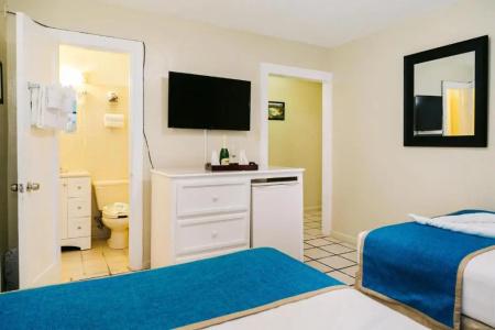 Seashell and International Hostel - 50