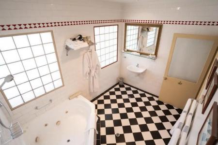 Fire Station Inn - 57
